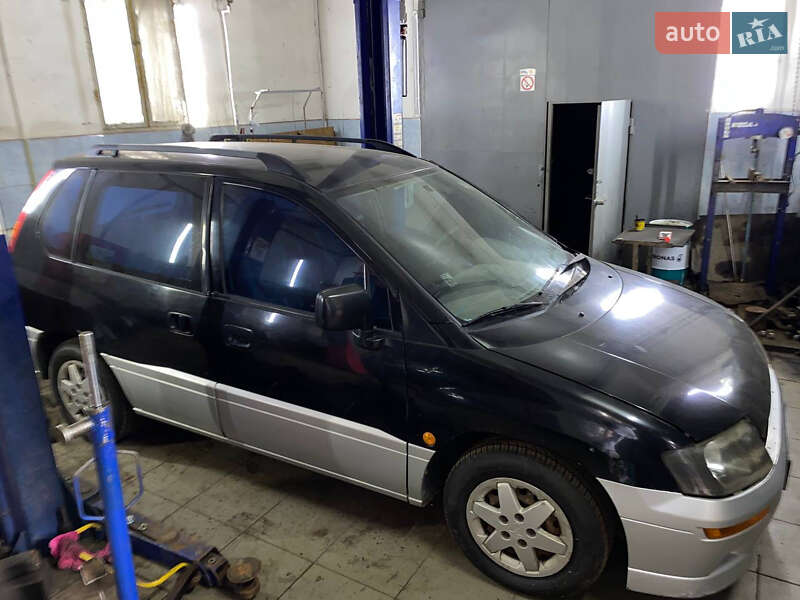 Минивэн Mitsubishi Space Runner 1999 в Харькове фото 2 Минивэн Mitsubishi Space Runner 1999 в Харькове