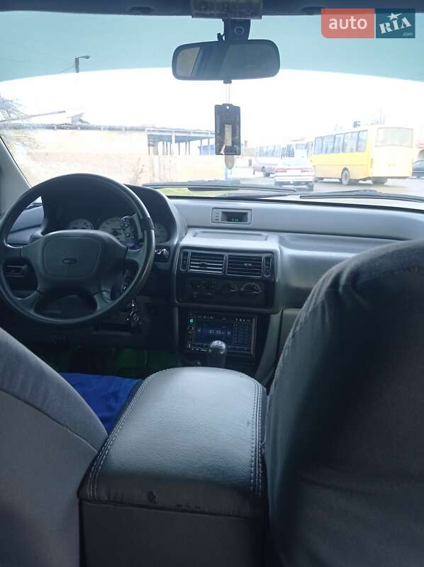 Минивэн Mitsubishi Space Runner 1993 в Белгороде-Днестровском