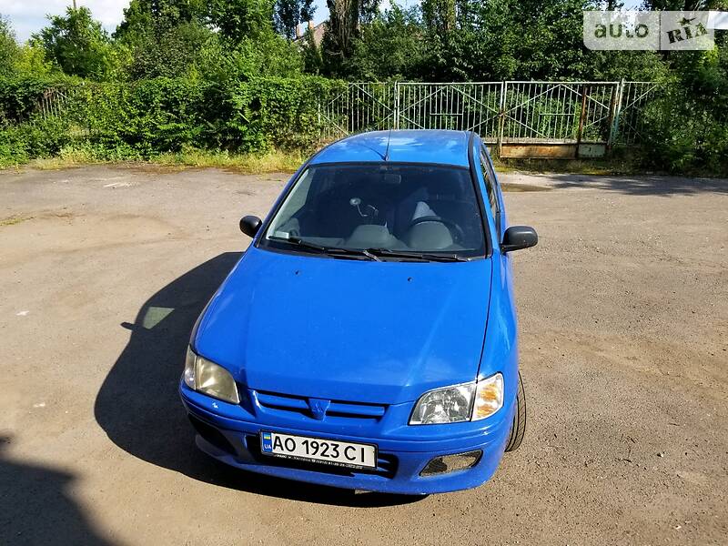 Минивэн Mitsubishi Space Star 2000 в Ужгороде