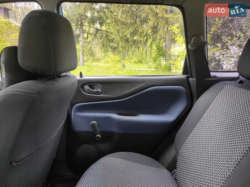 Минивэн Mitsubishi Space Star 1999 в Кропивницком фото 25 Минивэн Mitsubishi Space Star 1999 в Кропивницком