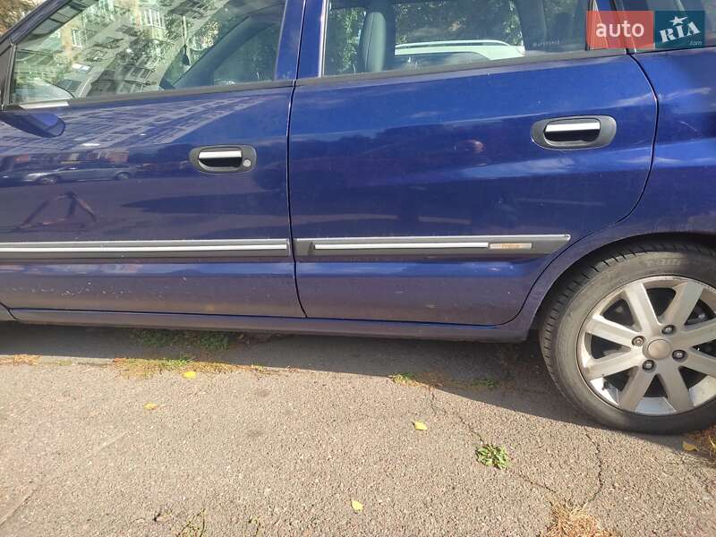 Мінівен Mitsubishi Space Star 2004 в Вишгороді