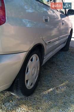 Минивэн Mitsubishi Space Star 2001 в 