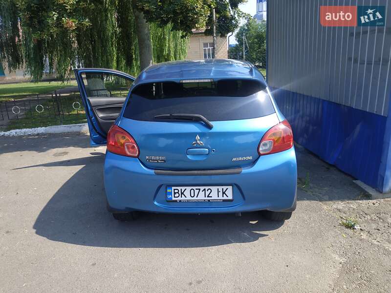 Хэтчбек Mitsubishi Space Star 2013 в Ровно