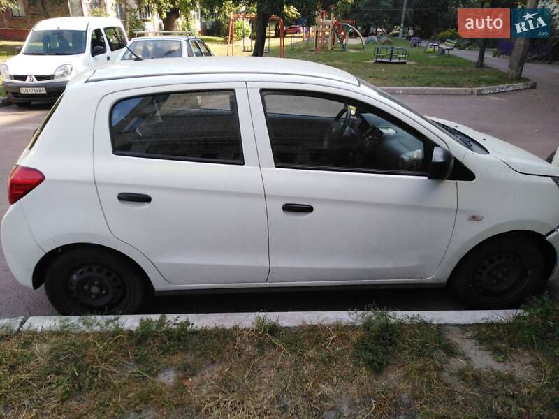 Хетчбек Mitsubishi Space Star 2014 в Чернігові