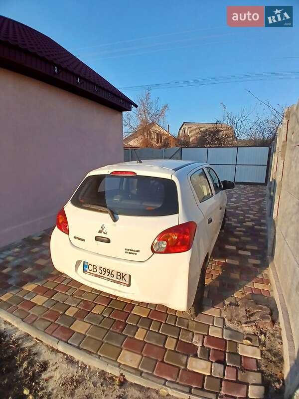Хетчбек Mitsubishi Space Star 2014 в Чернігові