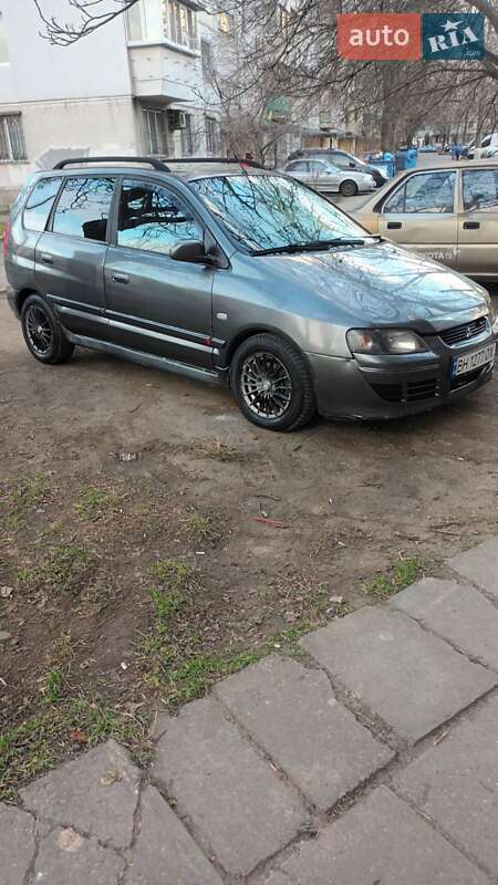 Минивэн Mitsubishi Space Star 2003 в 