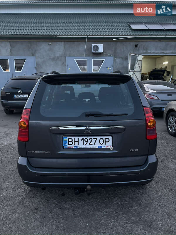 Минивэн Mitsubishi Space Star 2004 в Измаиле