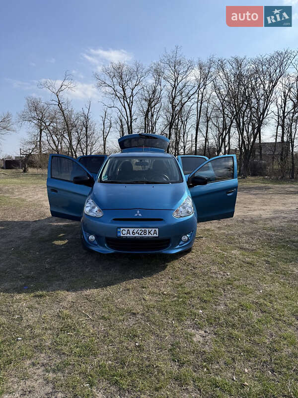 Хетчбек Mitsubishi Space Star 2015 в Черкасах