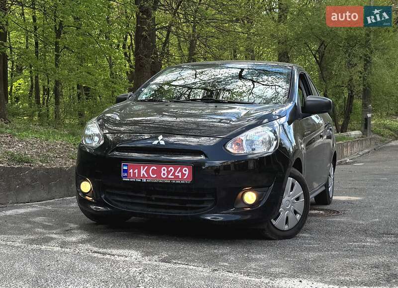 Mitsubishi Space Star 2015