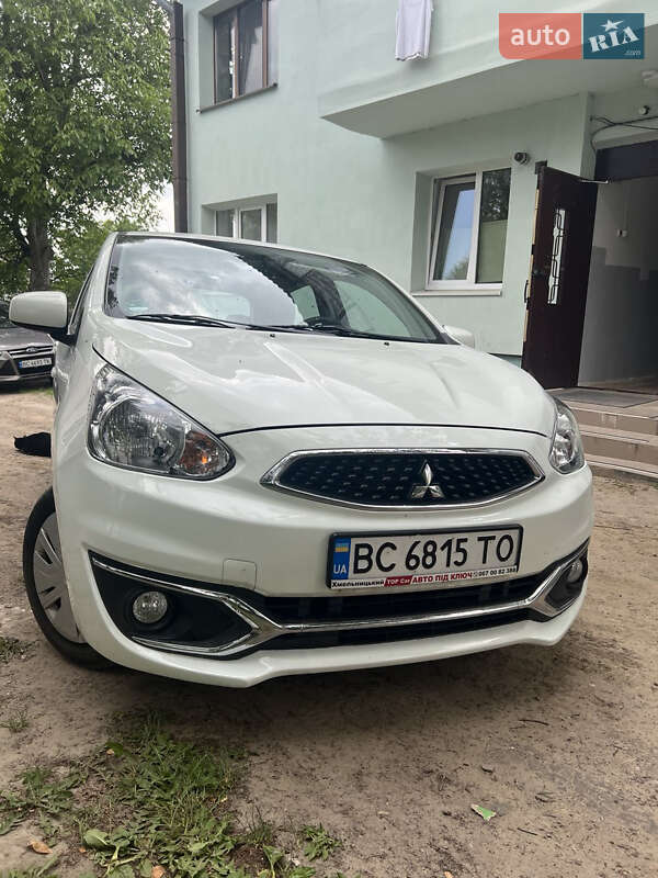 Хэтчбек Mitsubishi Space Star 2018 в 