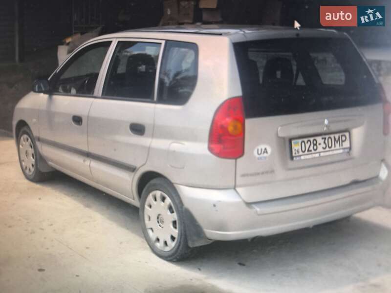 Минивэн Mitsubishi Space Star 2003 в Черновцах
