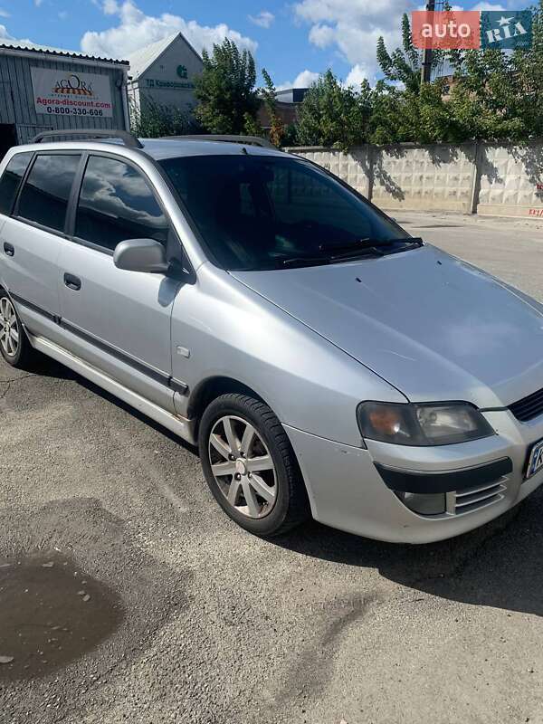 Минивэн Mitsubishi Space Star 2004 в 
