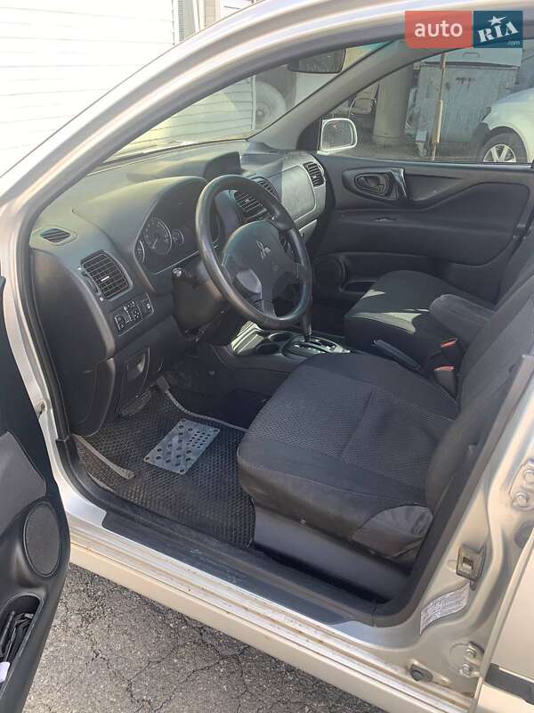 Минивэн Mitsubishi Space Star 2004 в Киеве