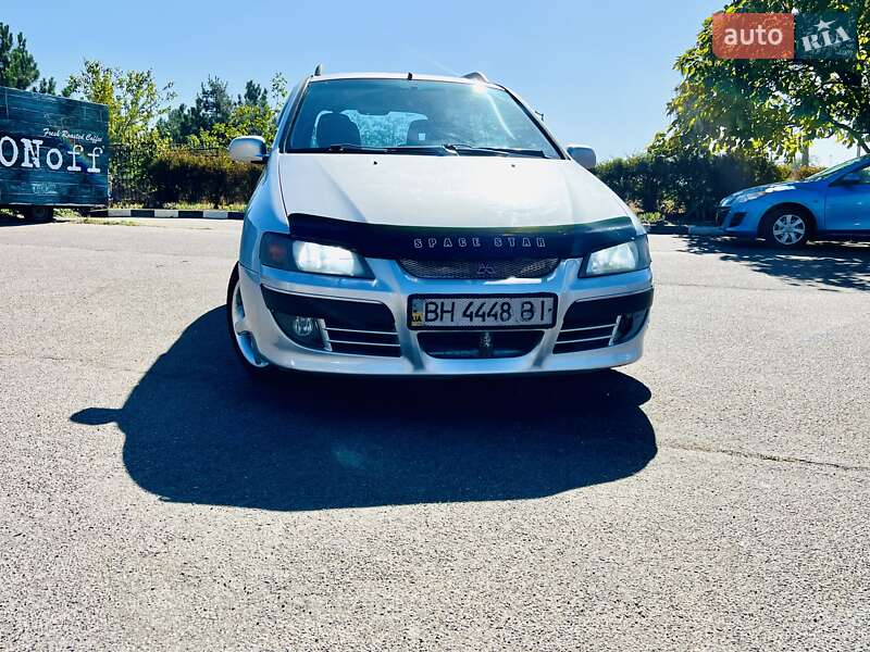 Mitsubishi Space Star 2003