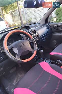 Минивэн Mitsubishi Space Star 2003 в 