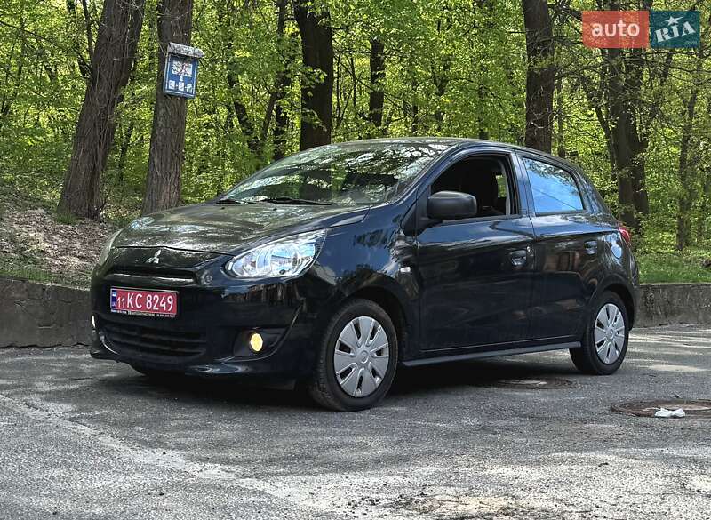 Mitsubishi Space Star 2015