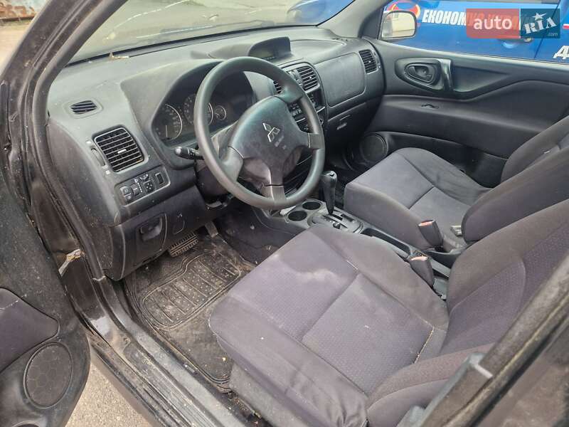 Минивэн Mitsubishi Space Star 2004 в Киеве фото 6 Минивэн Mitsubishi Space Star 2004 в Киеве