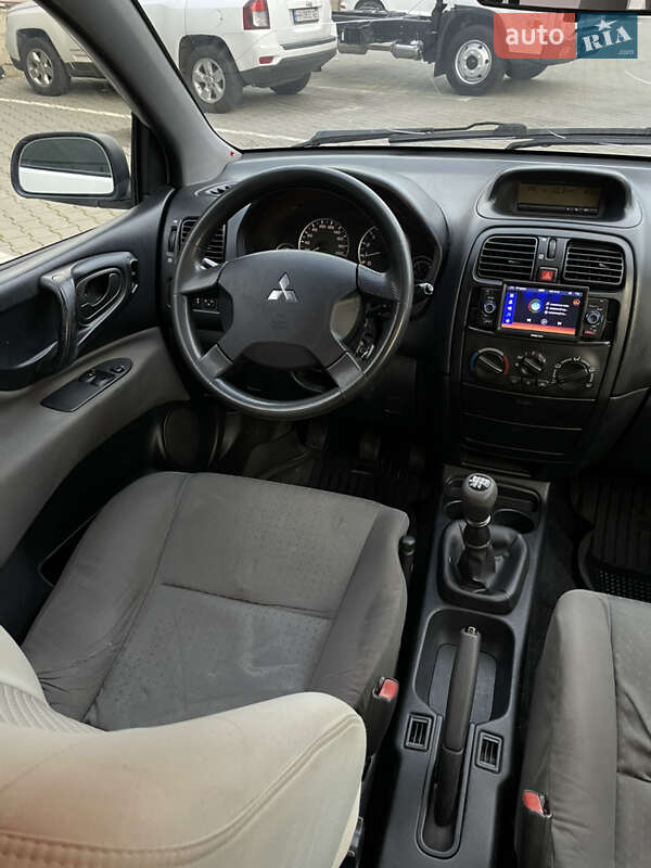 Минивэн Mitsubishi Space Star 2004 в Одессе фото 16 Минивэн Mitsubishi Space Star 2004 в Одессе