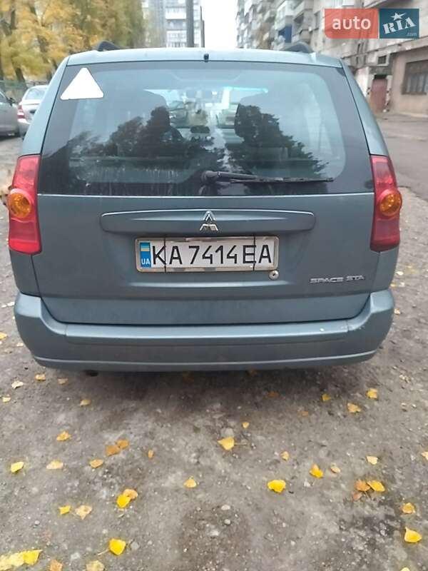 Мінівен Mitsubishi Space Star 2003 в Кам'янському фото Мінівен Mitsubishi Space Star 2003 в Кам'янському