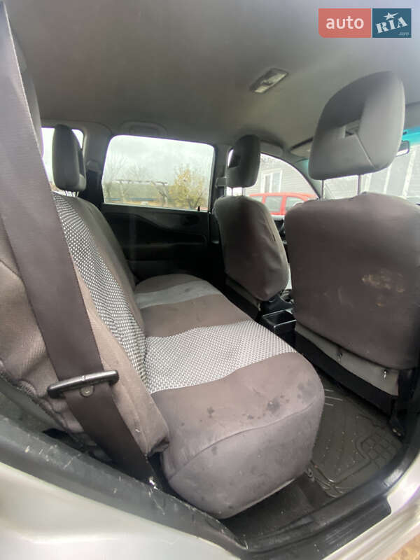 Минивэн Mitsubishi Space Star 2003 в Ковеле фото 7 Минивэн Mitsubishi Space Star 2003 в Ковеле