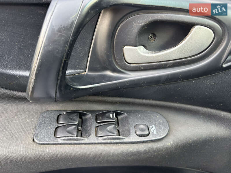 Мінівен Mitsubishi Space Star 2004 в Тарутиному фото 4 Мінівен Mitsubishi Space Star 2004 в Тарутиному