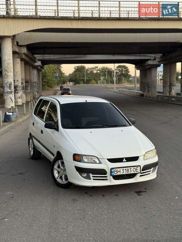 Mitsubishi Space Star 2004