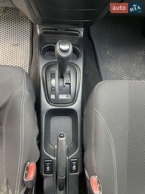 Мінівен Mitsubishi Space Star 2002 в Нікополі