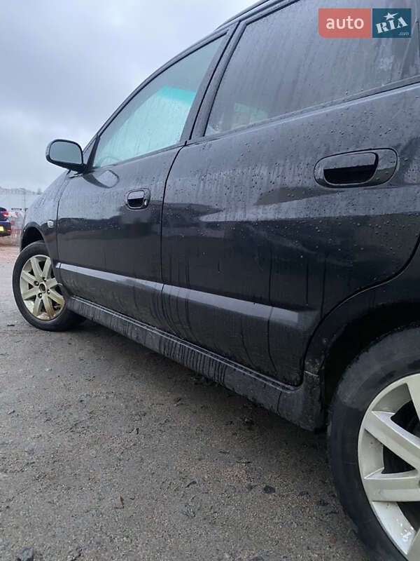 Минивэн Mitsubishi Space Star 2004 в Киеве