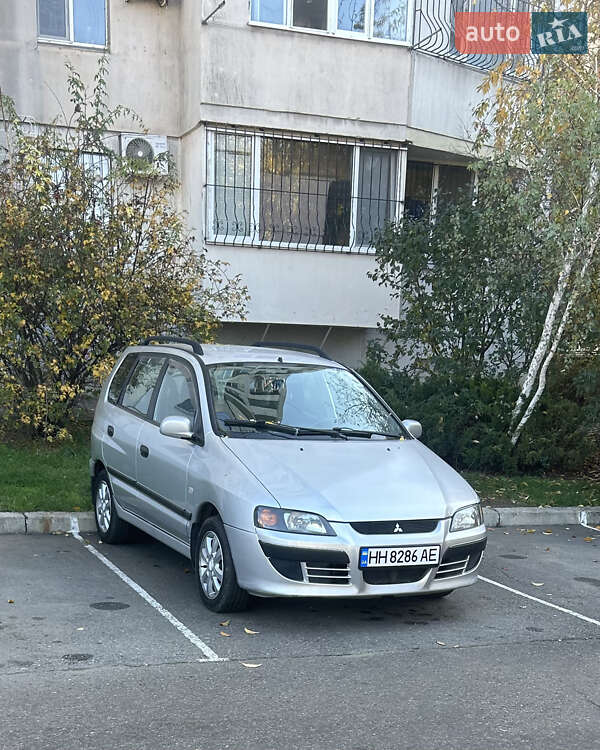 Mitsubishi Space Star 2004