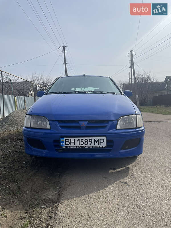 Mitsubishi Space Star 1999