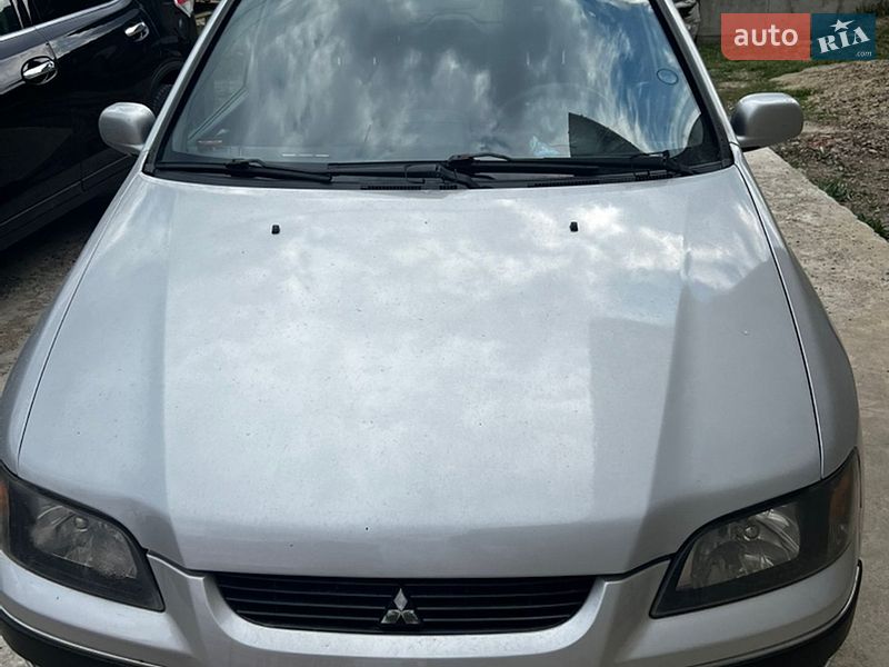 Mitsubishi Space Star 2003