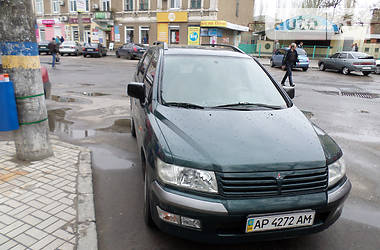 Минивэн Mitsubishi Space Wagon 2000 в Бердянске