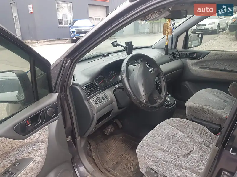 Mitsubishi Space Wagon 1999 VIN JMBLRN84WXZ001264 фото оголошення 7 з 37