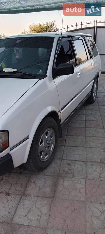 Мінівен Mitsubishi Space Wagon 1988 в Кременчуці