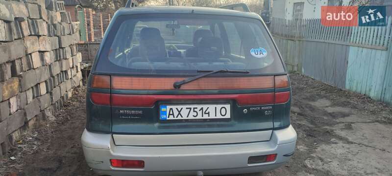 Минивэн Mitsubishi Space Wagon 1997 в Золотоноше