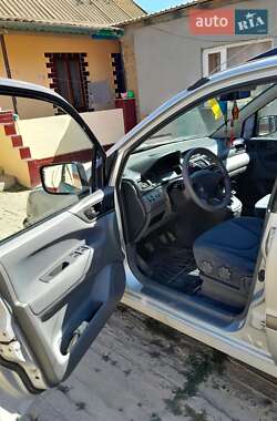 Минивэн Mitsubishi Space Wagon 2001 в Одессе