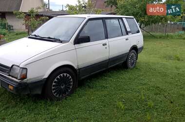 Минивэн Mitsubishi Space Wagon 1987 в 