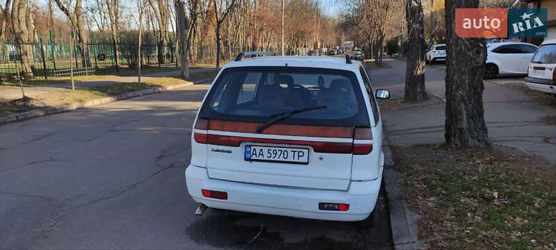 Минивэн Mitsubishi Space Wagon 1993 в Киеве фото 10 Минивэн Mitsubishi Space Wagon 1993 в Киеве