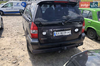 Минивэн Mitsubishi Space Wagon 1999 в 