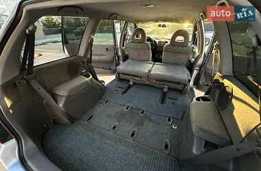 Минивэн Mitsubishi Space Wagon 2003 в 
