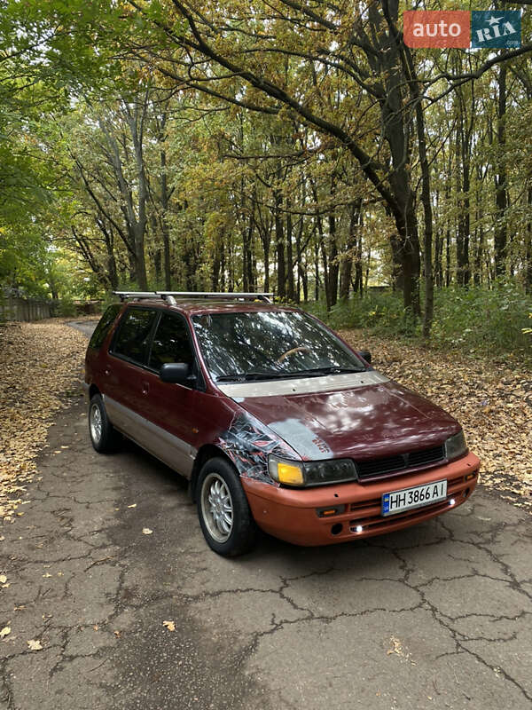 Минивэн Mitsubishi Space Wagon 1993 в Одессе фото 2 Минивэн Mitsubishi Space Wagon 1993 в Одессе