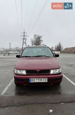 Минивэн Mitsubishi Space Wagon 1996 в Киеве