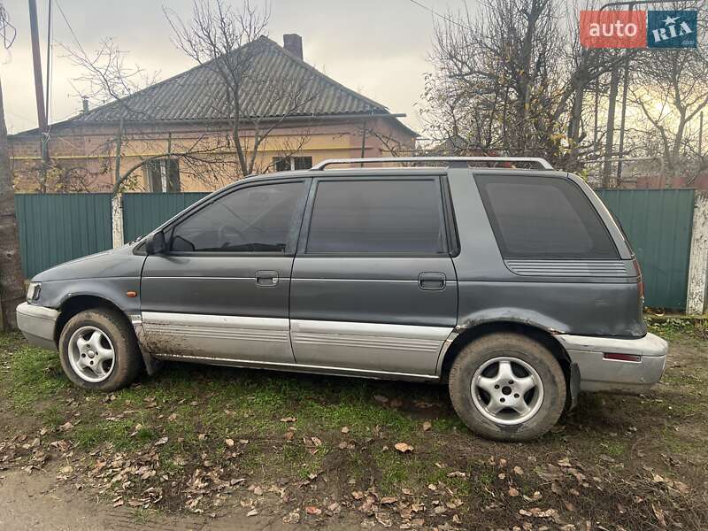 Мінівен Mitsubishi Space Wagon 1992 в Ананьїві