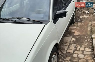 Мінівен Mitsubishi Space Wagon 1988 в Дніпрі