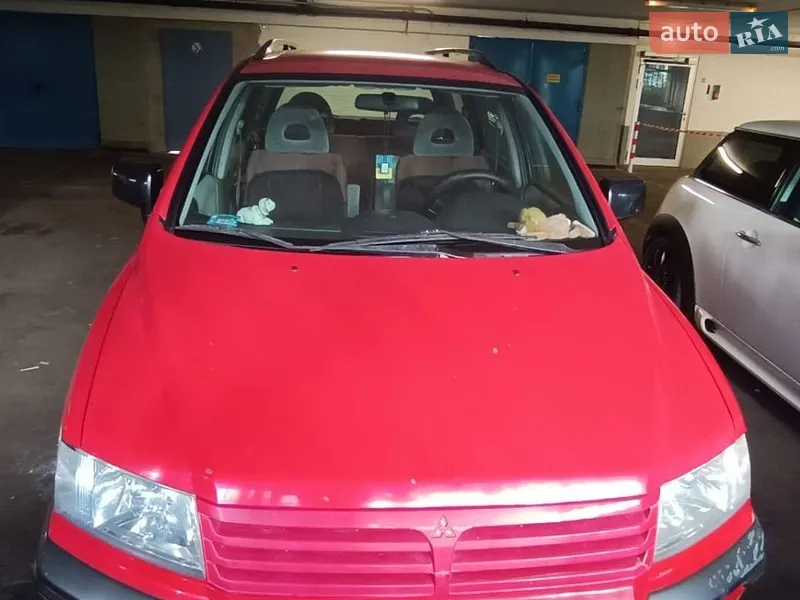 Mitsubishi Space Wagon
