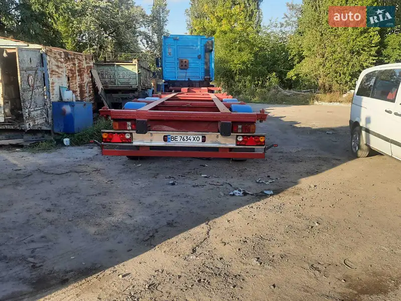 Контейнеровоз полуприцеп MKF Metallbau CS 40G 2003 в 