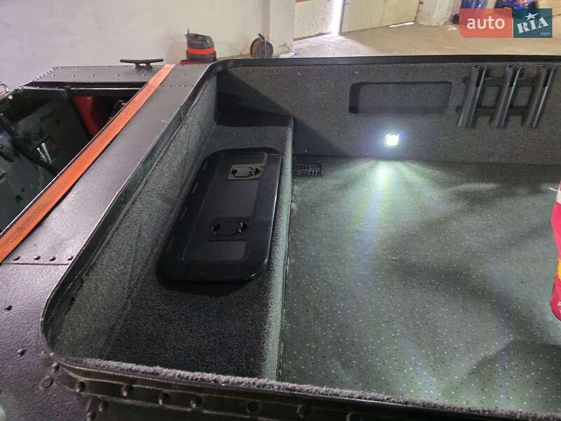 Катер МКМ Херсонка 1971 в Черновцах фото 20 Катер МКМ Херсонка 1971 в Черновцах