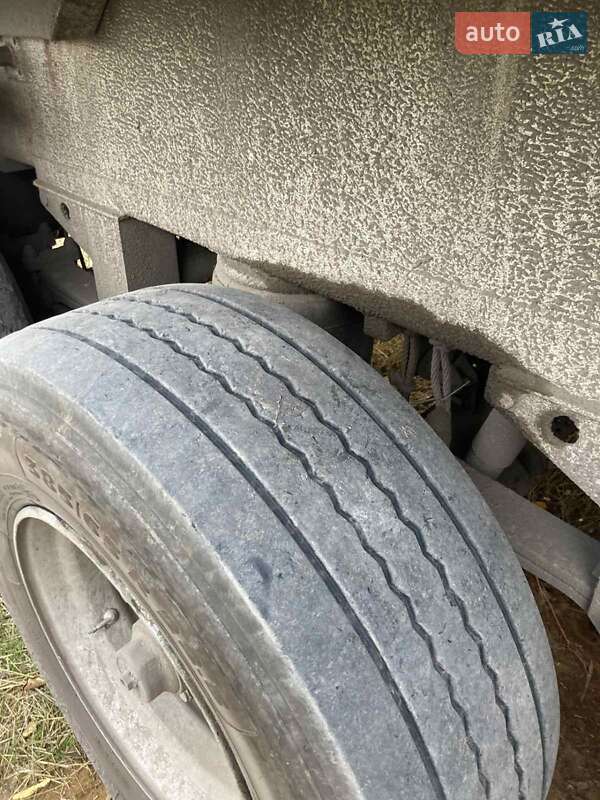 Зерновоз - полуприцеп MOL MOL 1992 в Черкассах фото 7 Зерновоз - полуприцеп MOL MOL 1992 в Черкассах