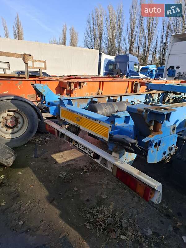 Контейнеровоз напівпричіп Montracon SMR 2000 в Одесі