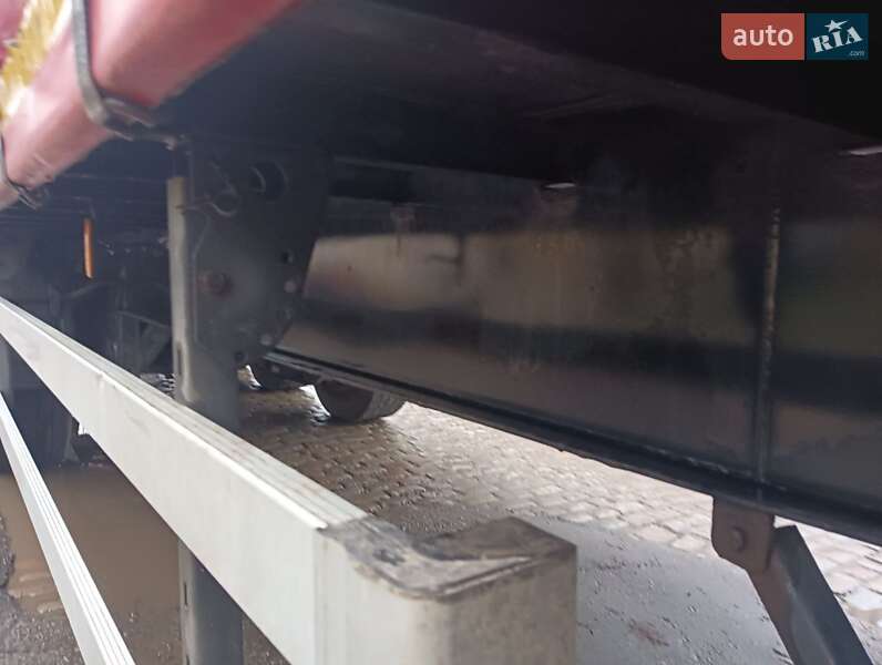 Тентованный борт (штора) - полуприцеп Montracon SMRC 2013 в Одессе